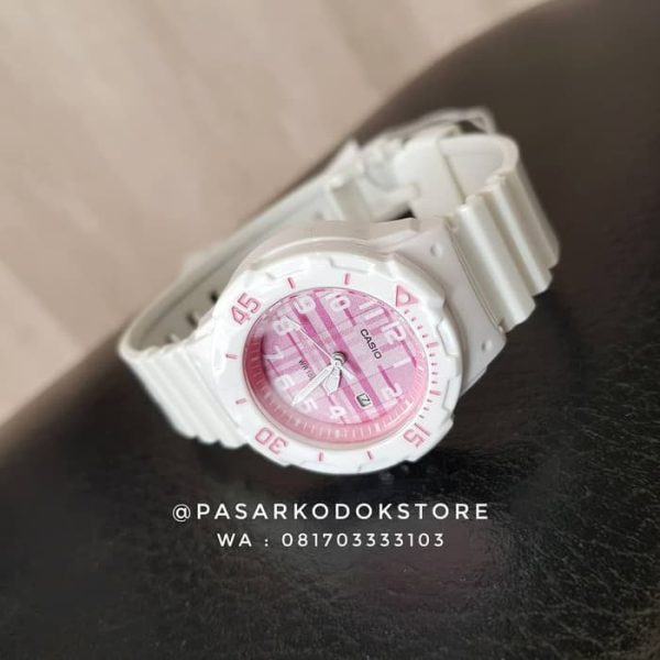 ساعت مچی کاسیو مدل LRW200H4C