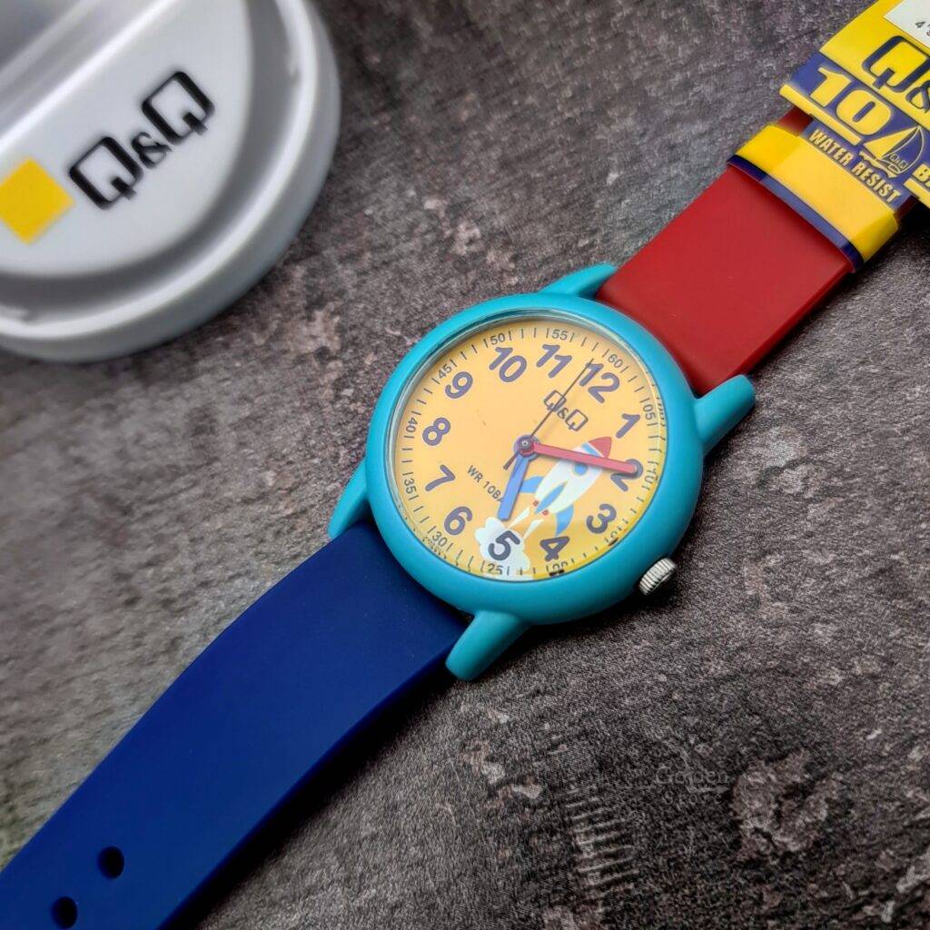 ساعت بچه گانه کیو اند کیو مدل vs49j009y