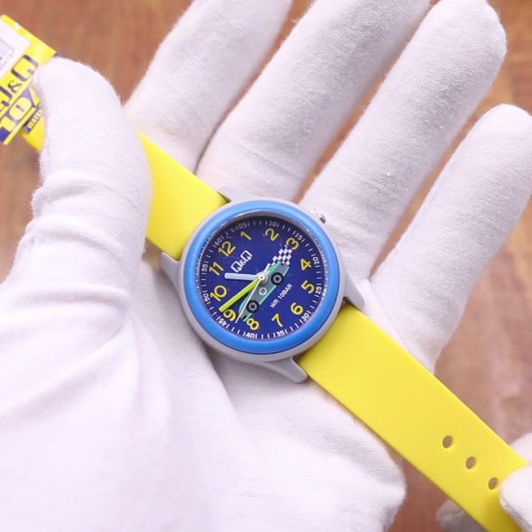 ساعت بچه گانه کیو اند کیو مدل vs59j007y