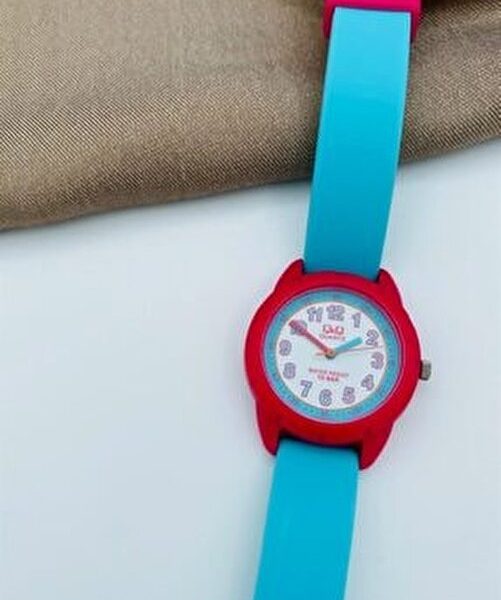 ساعت بچه گانه کیو اند کیو مدل VR97J004Y