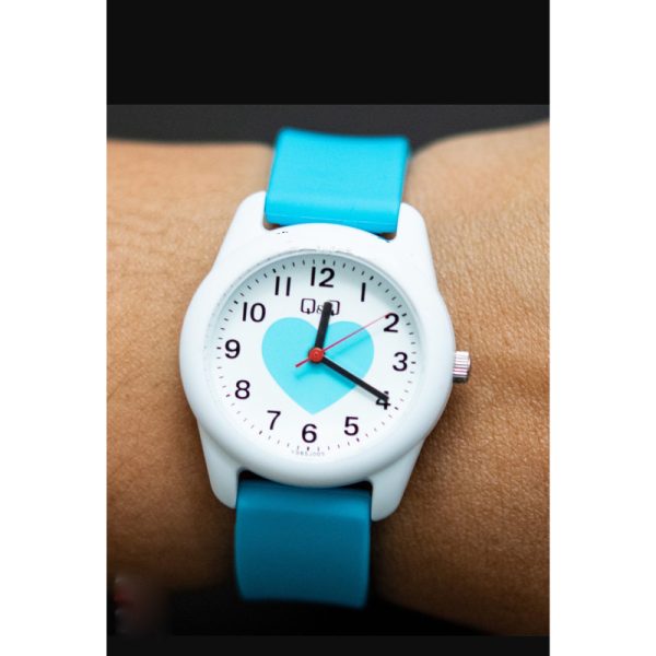ساعت بچه گانه کیو اند کیو مدل VS65J005Y