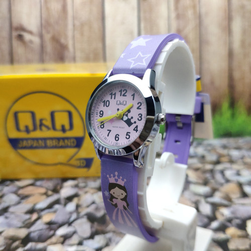 ساعت بچه گانه کیو اند کیو مدل QC29J305Y