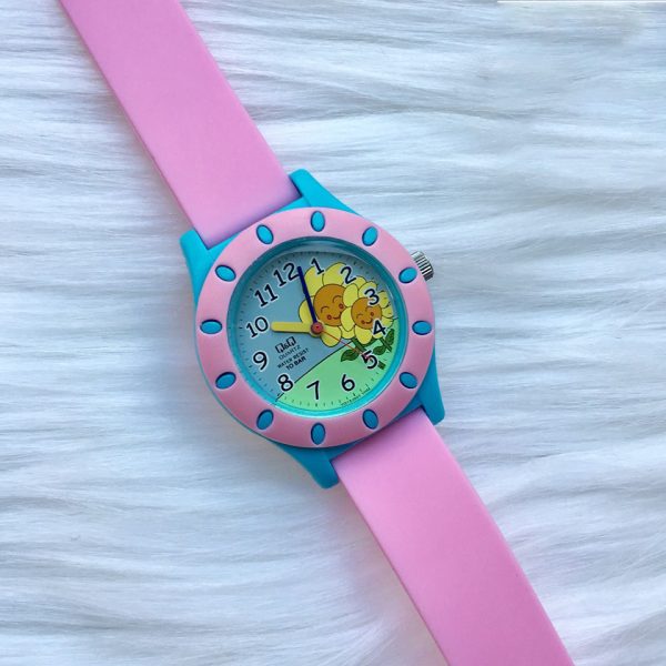 ساعت بچه گانه کیو اند کیو مدل VQ13J007Y