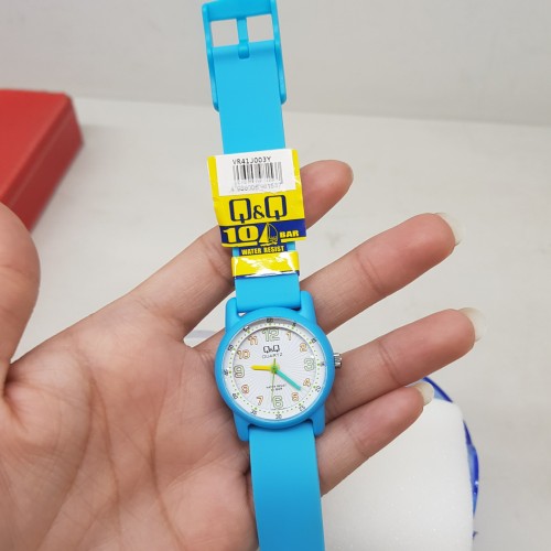 ساعت بچه گانه کیو اند کیو مدل VR41J003Y