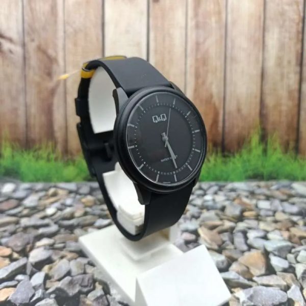 ساعت مچی کیو اند کیو مدل VS60J008Y