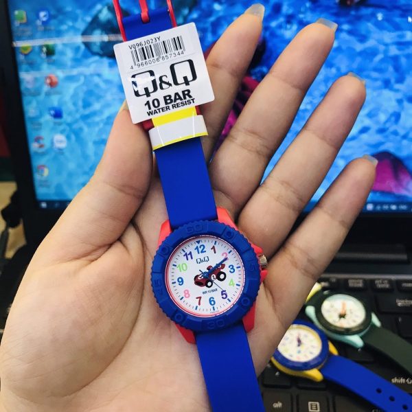 ساعت بچه گانه کیو اند کیو مدل VQ96J023Y