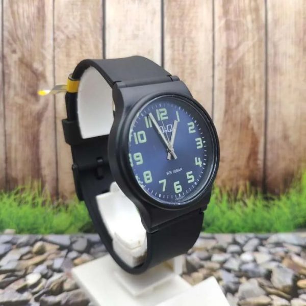 ساعت مچی کیو اند کیو مدل VS50J011Y