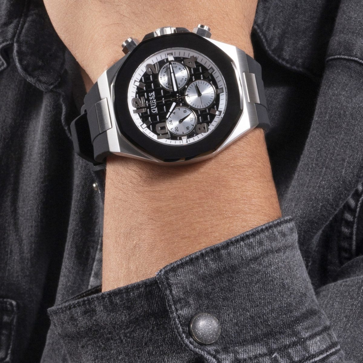 ساعت مچی Guess مدل GW0583G1