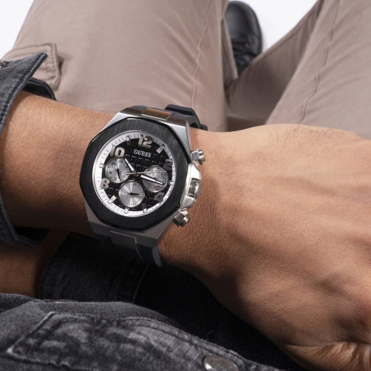 ساعت مچی Guess مدل GW0583G1