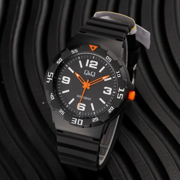 ساعت مچی کیو اند کیو مدل V02A-015VY