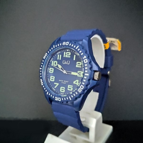 ساعت مچی کیو اند کیو مدل VS16J009Y